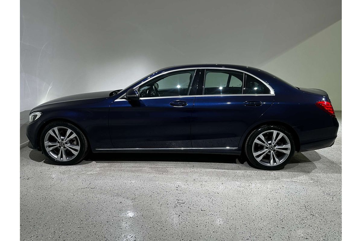 2017 Mercedes-Benz C-Class C200 W205