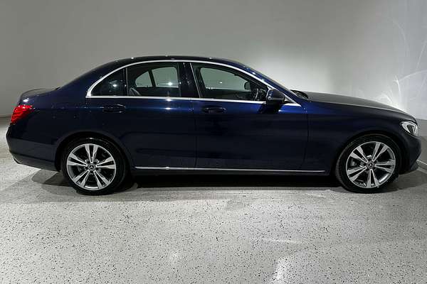 2017 Mercedes-Benz C-Class C200 W205