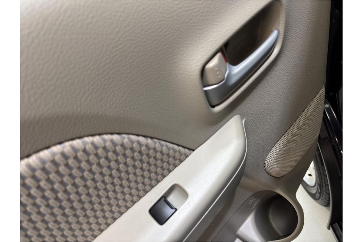 2023 Suzuki Every Wagon PZ Turbo