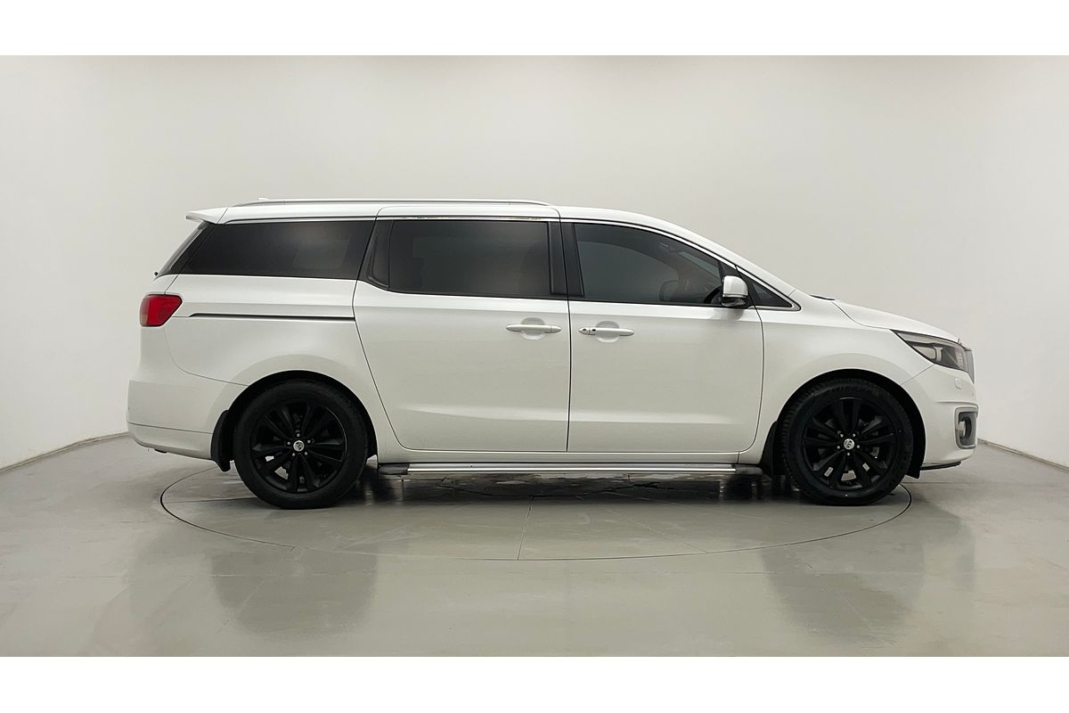 2017 Kia Carnival Platinum YP