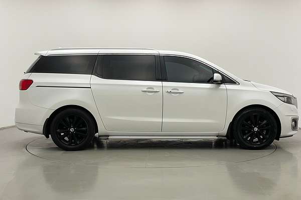 2017 Kia Carnival Platinum YP