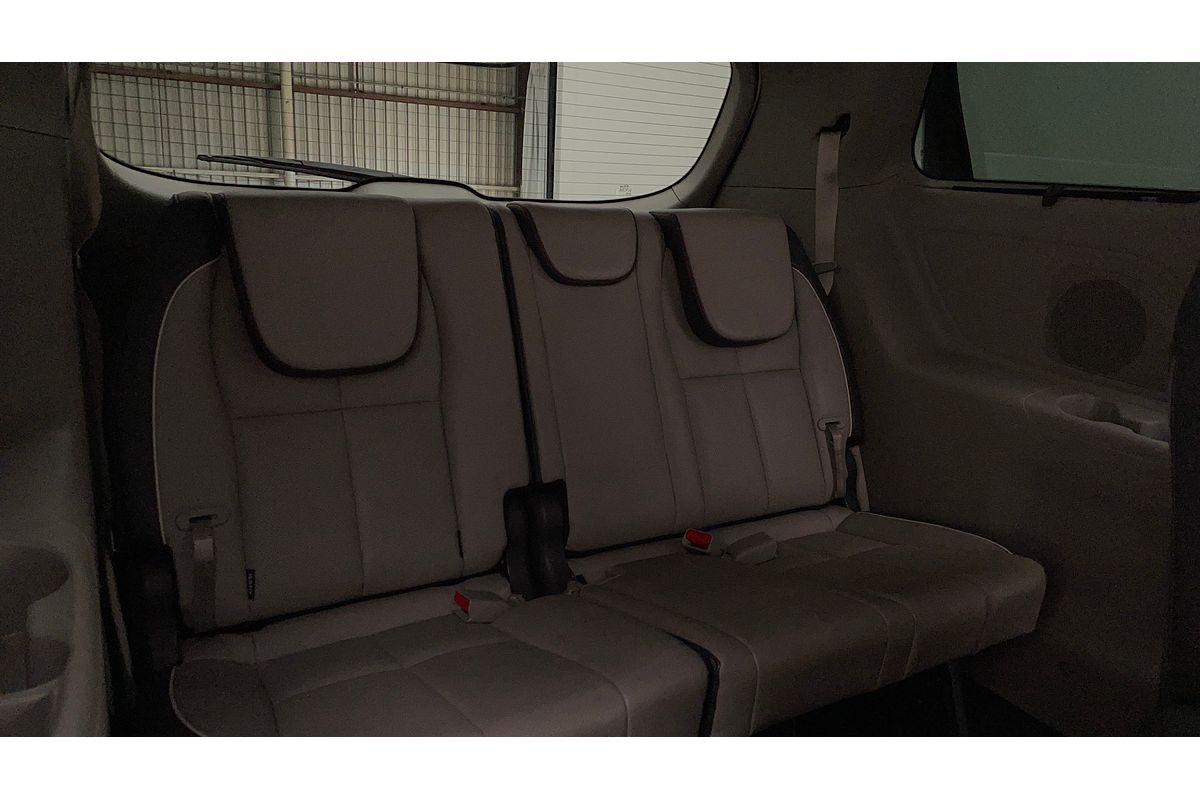 2017 Kia Carnival Platinum YP
