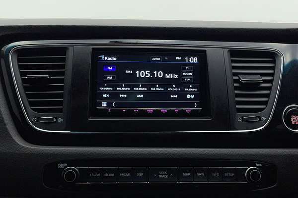 2017 Kia Carnival Platinum YP