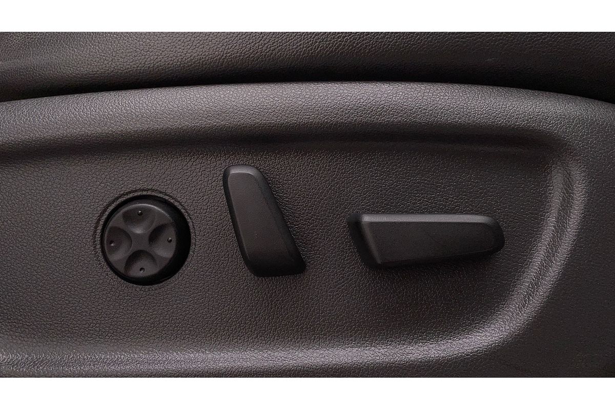 2017 Kia Carnival Platinum YP