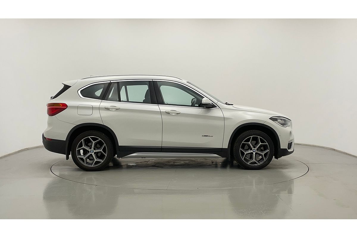 2017 BMW X1 sDrive18d F48