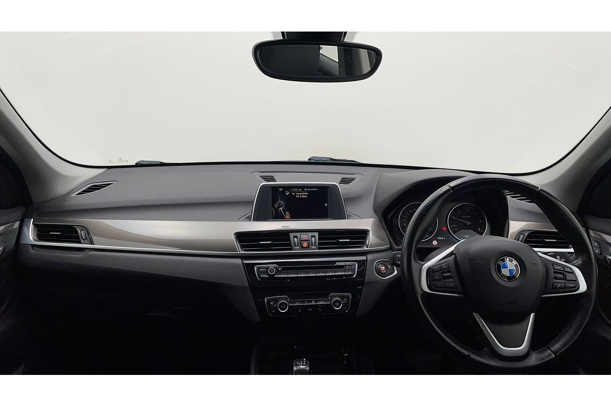 2017 BMW X1 sDrive18d F48