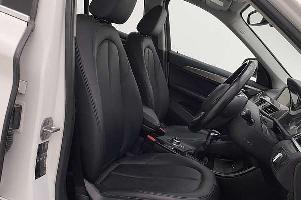 2017 BMW X1 sDrive18d F48