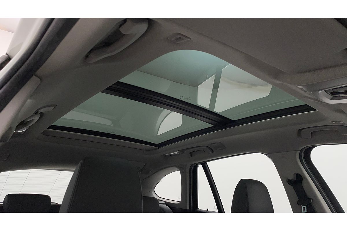 2017 BMW X1 sDrive18d F48