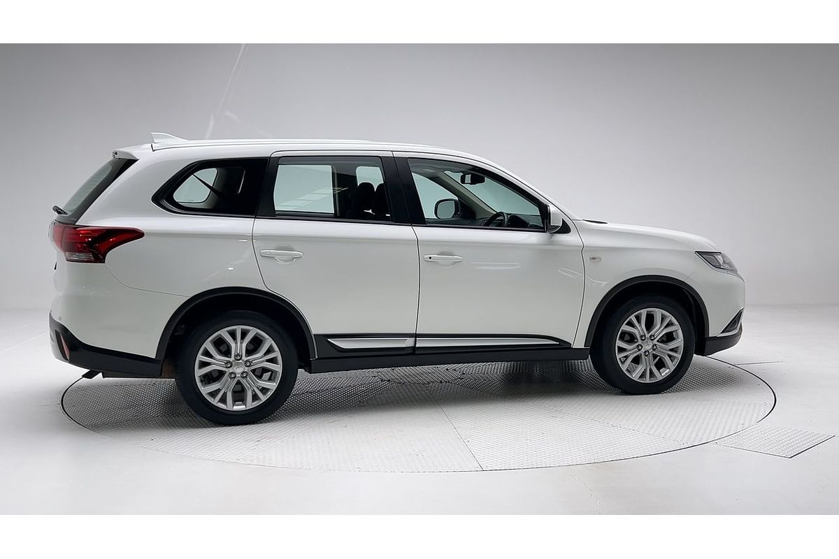 2020 Mitsubishi Outlander ES ZL
