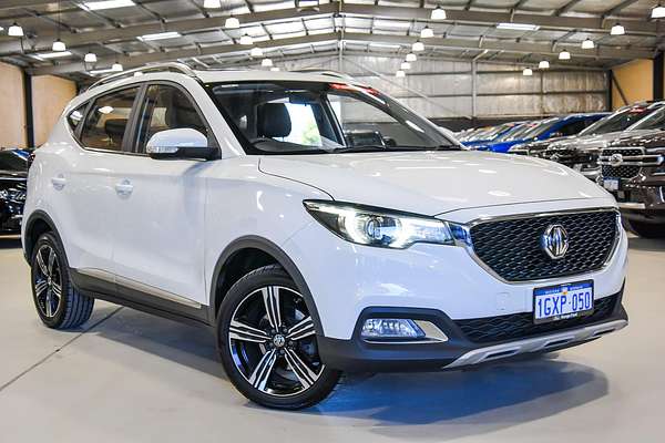2018 MG ZS Essence AZS1