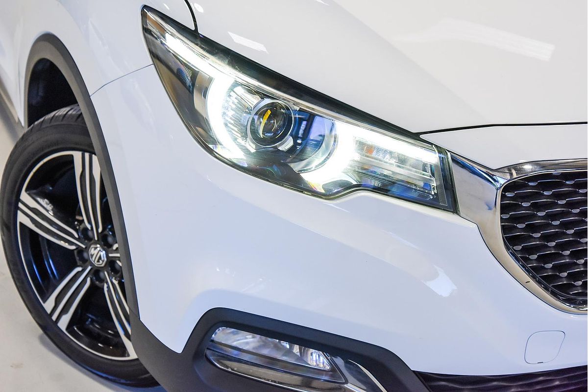 2018 MG ZS Essence AZS1