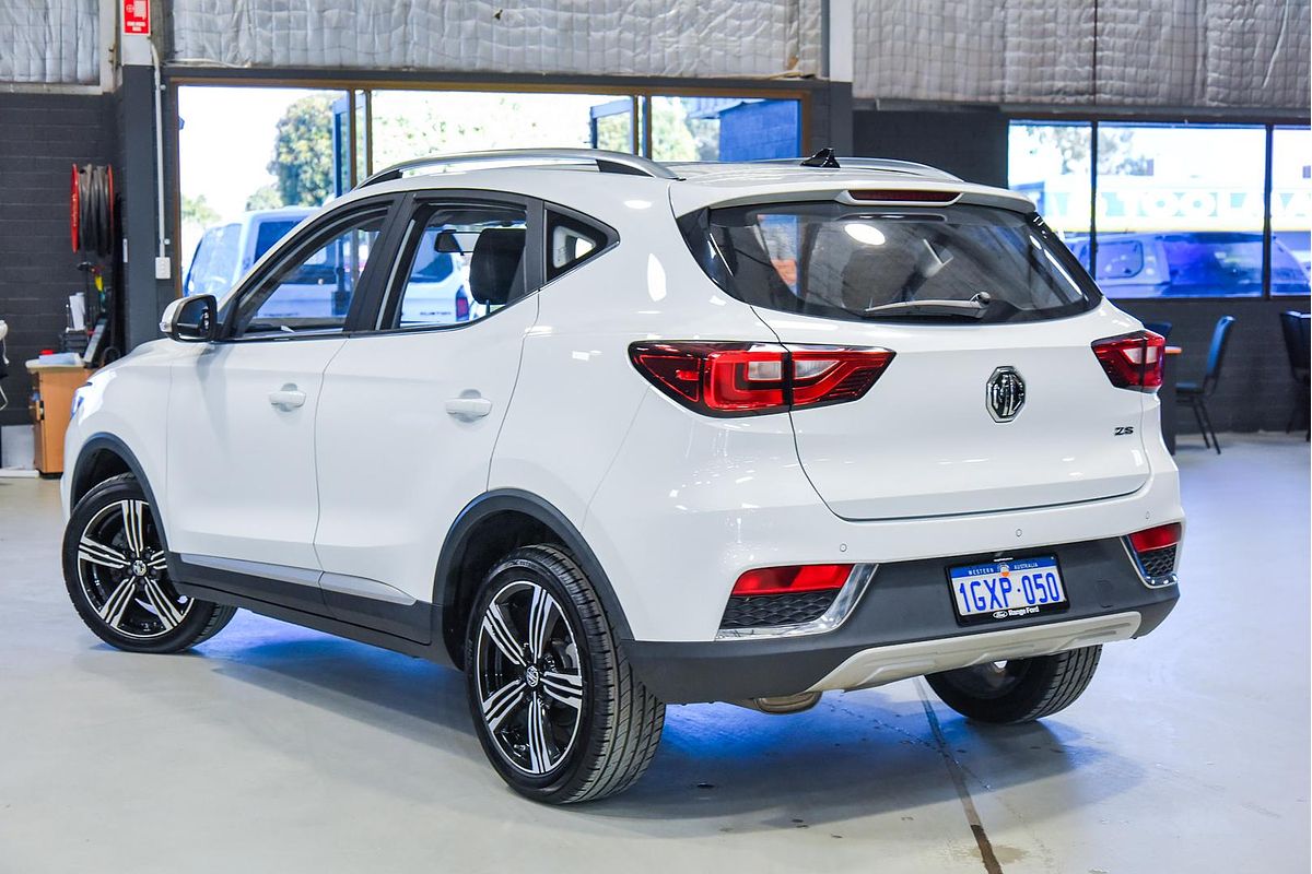 2018 MG ZS Essence AZS1