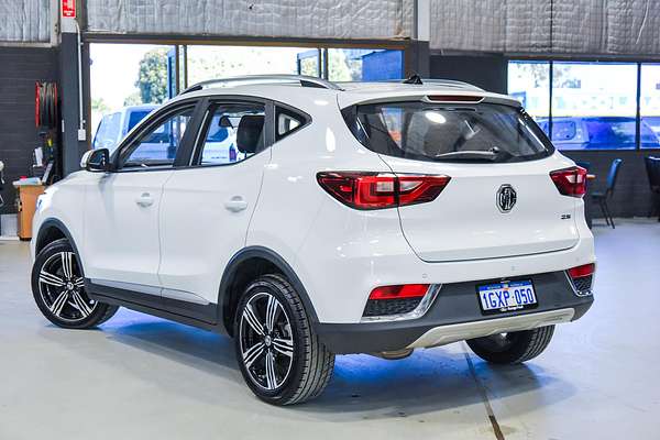 2018 MG ZS Essence AZS1