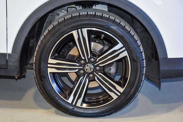 2018 MG ZS Essence AZS1
