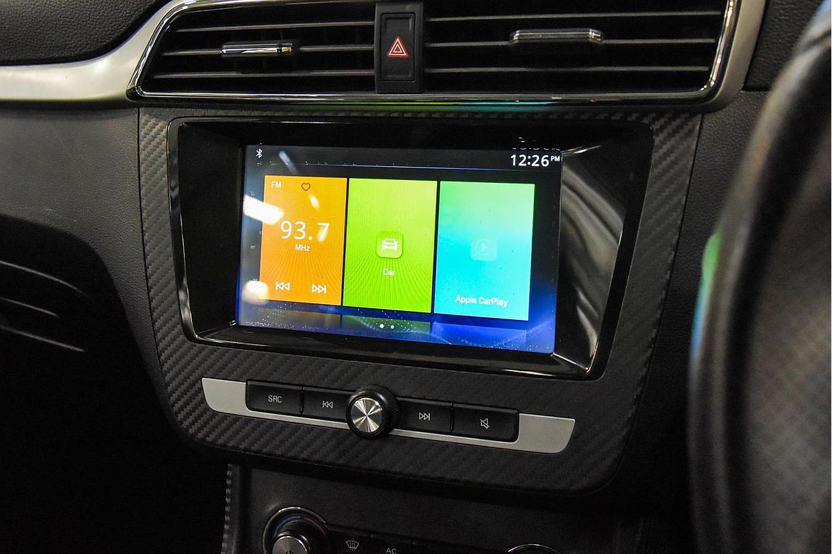 2018 MG ZS Essence AZS1