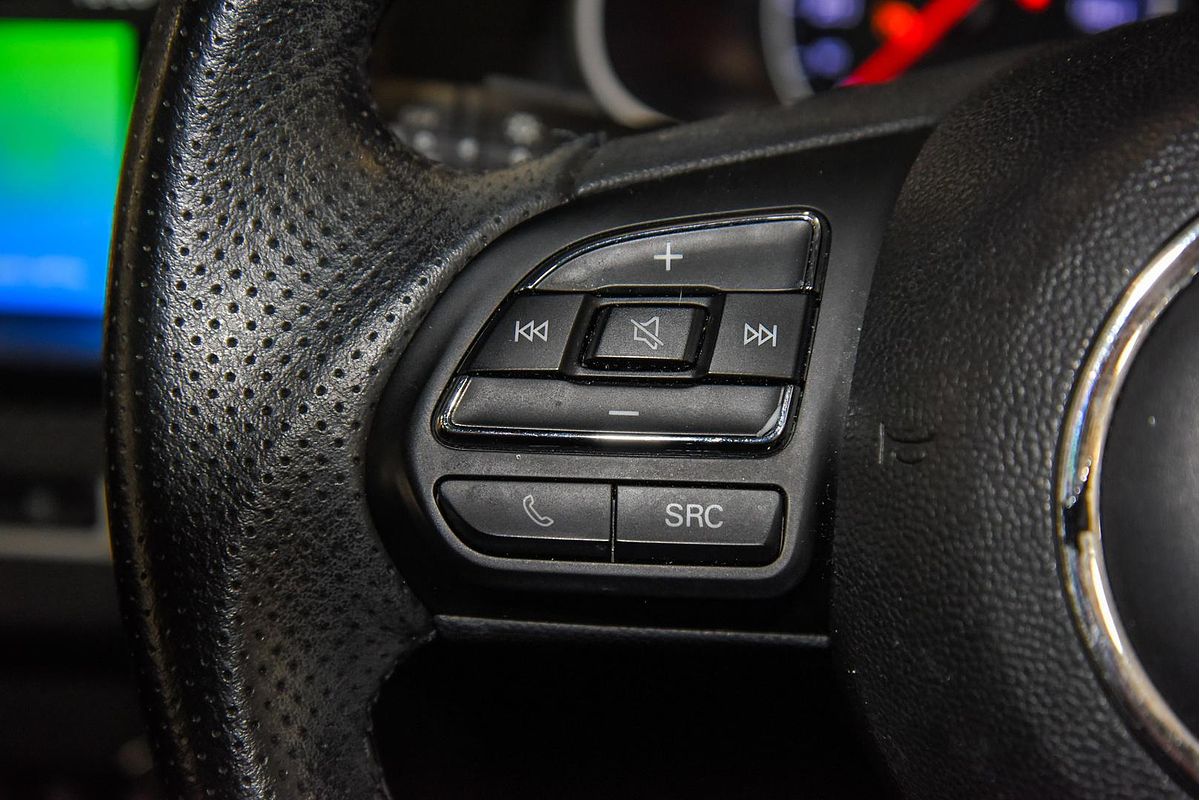 2018 MG ZS Essence AZS1