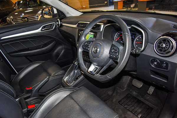 2018 MG ZS Essence AZS1