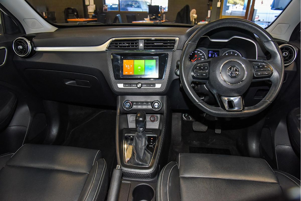 2018 MG ZS Essence AZS1