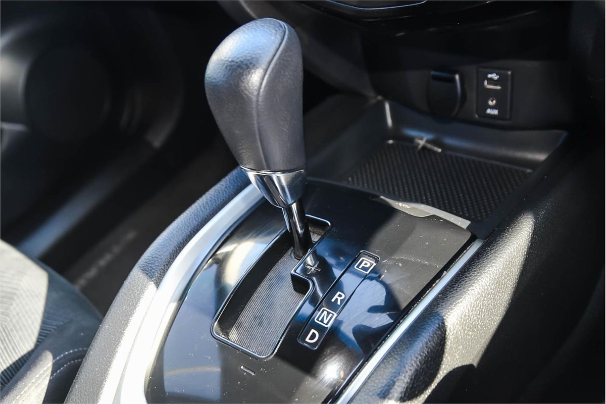 2016 Nissan X-TRAIL ST T32