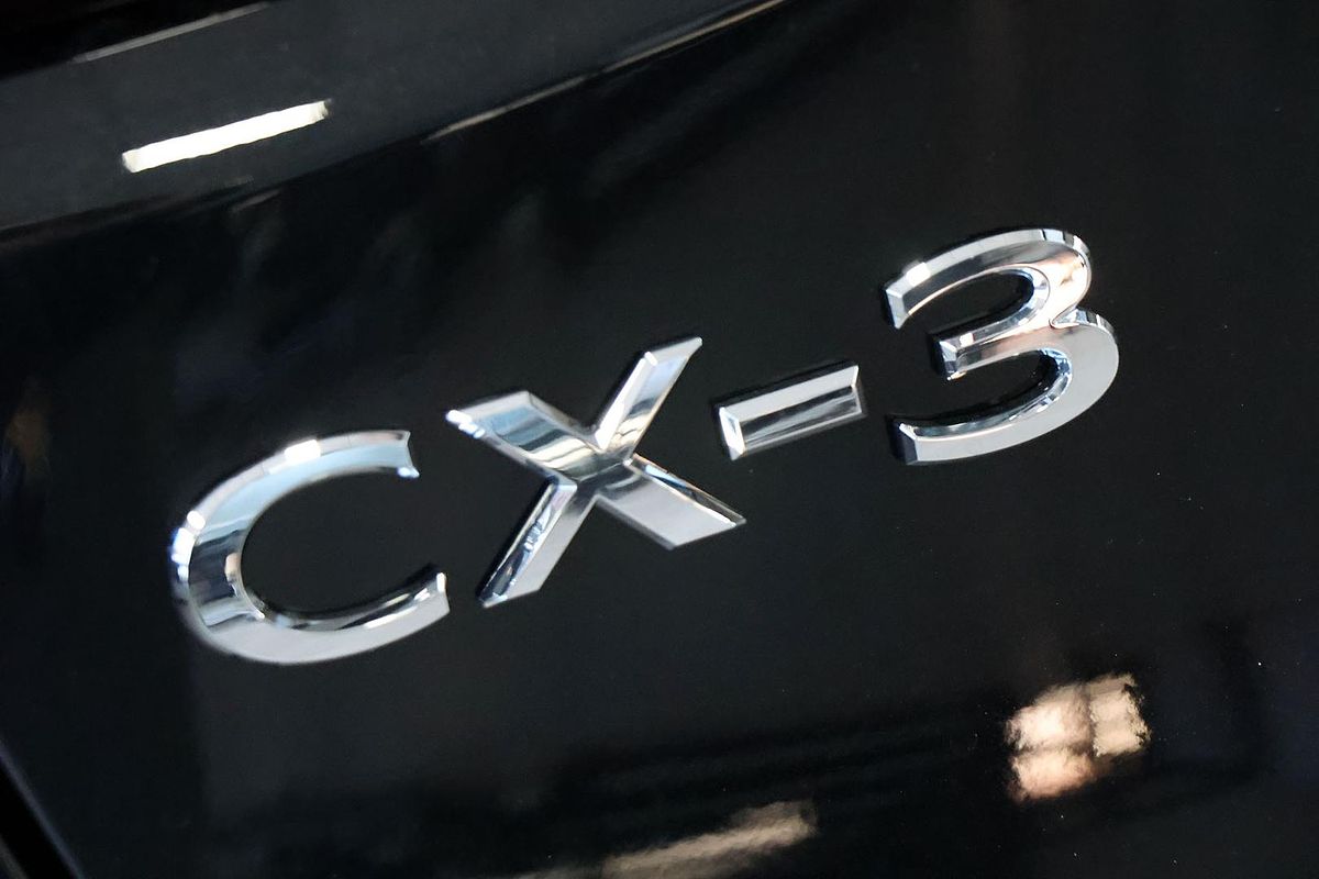 2025 Mazda CX-3 G20 Akari DK