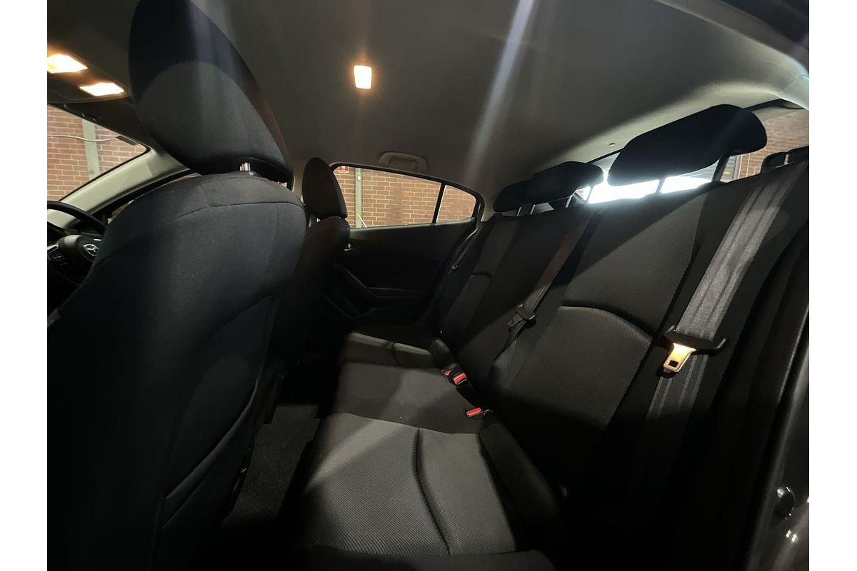2018 Mazda 3 Neo Sport BN Series