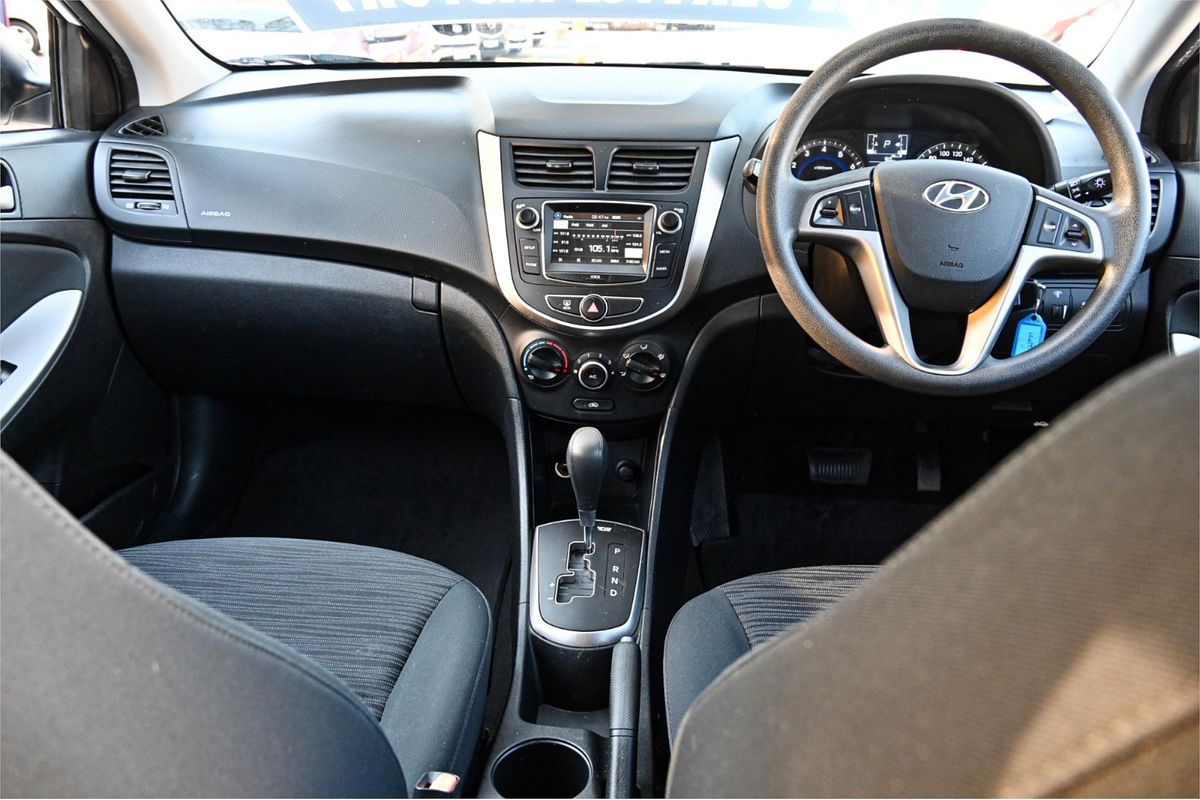 2016 Hyundai Accent Active RB4