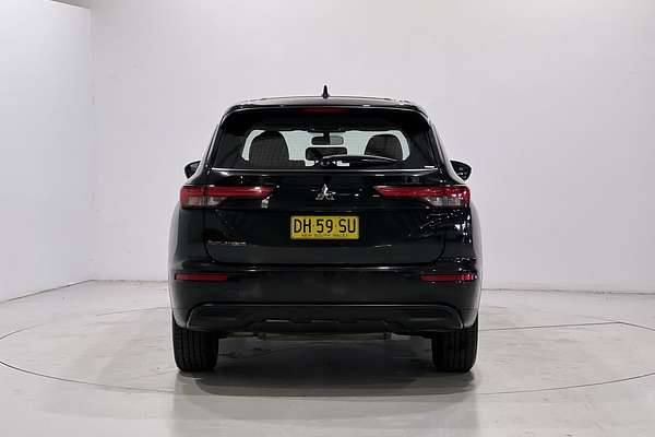 2023 Mitsubishi Outlander ES ZM