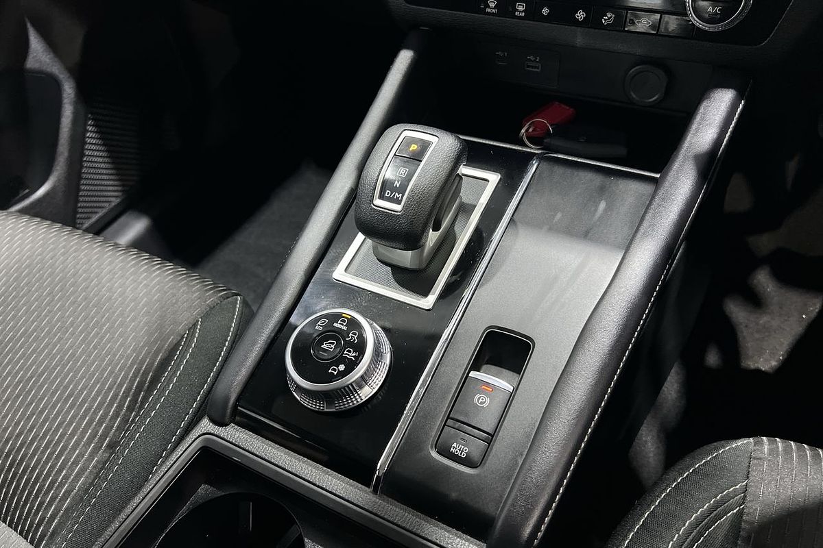 2023 Mitsubishi Outlander ES ZM