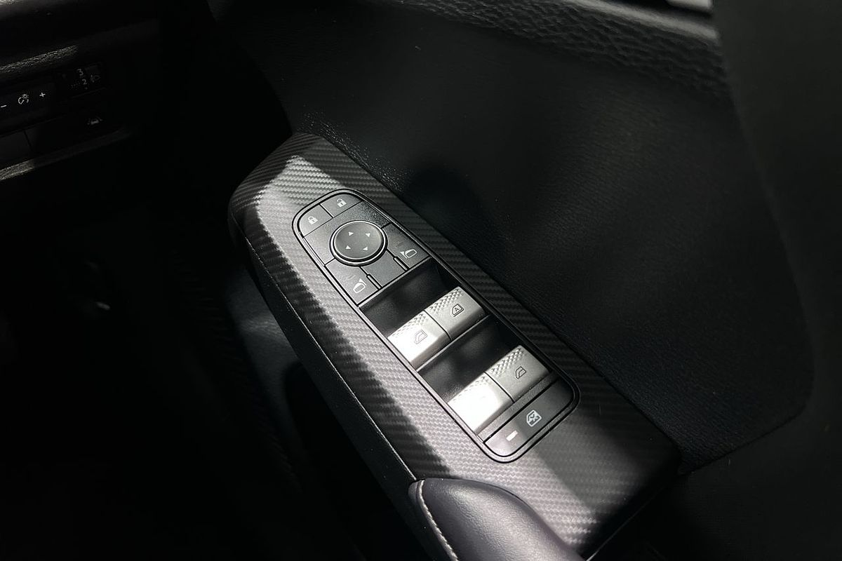 2023 Mitsubishi Outlander ES ZM