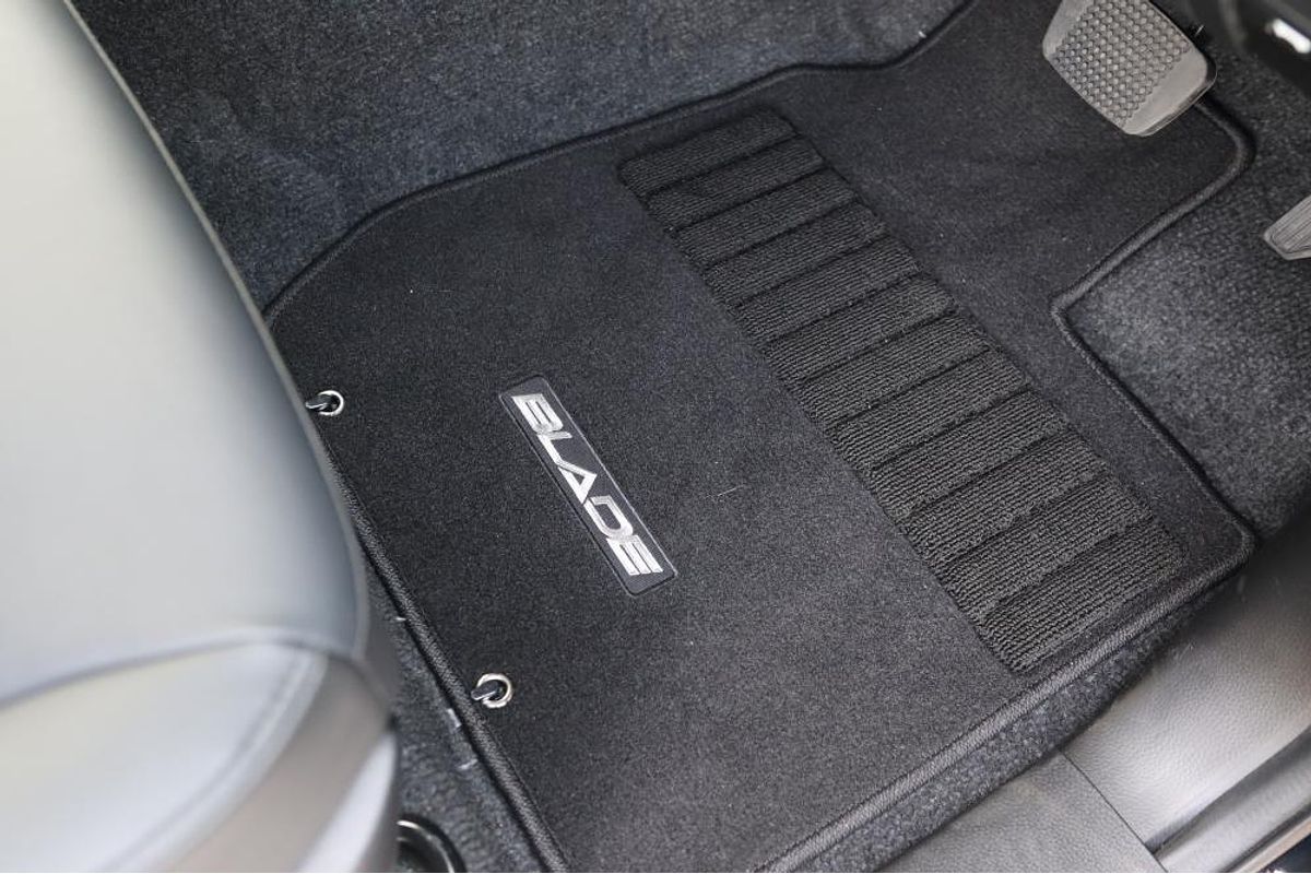 2024 Isuzu D-MAX BLADE 4X4