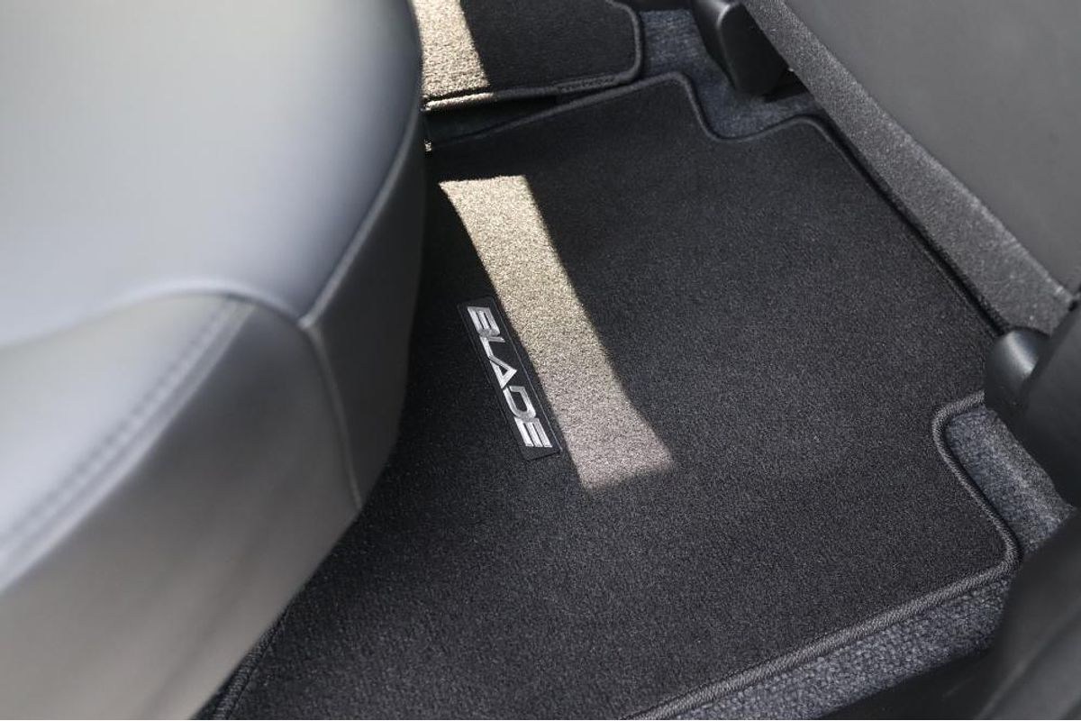 2024 Isuzu D-MAX BLADE 4X4