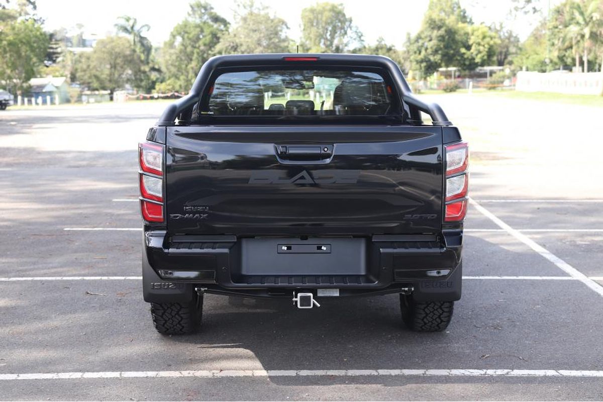 2024 Isuzu D-MAX BLADE 4X4