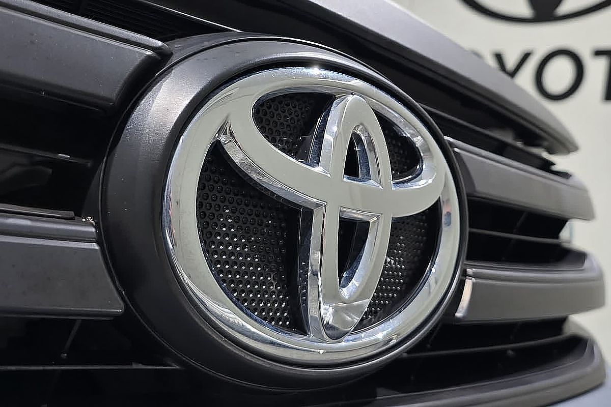 2018 Toyota Hilux Workmate TGN121R Rear Wheel Drive