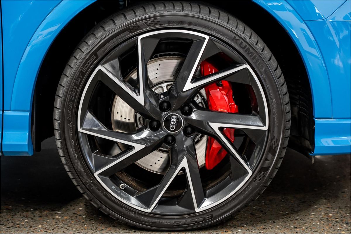 2020 Audi RS Q3 F3