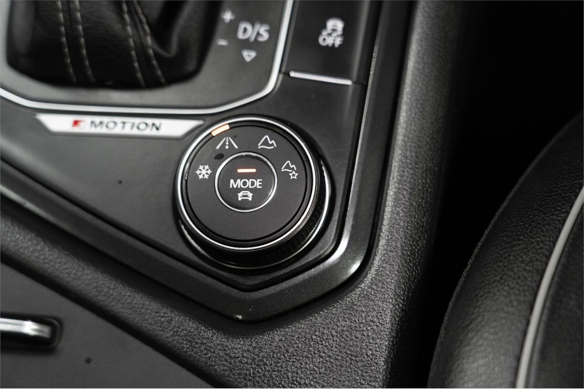 2017 Volkswagen Tiguan 140TDI Highline 5N