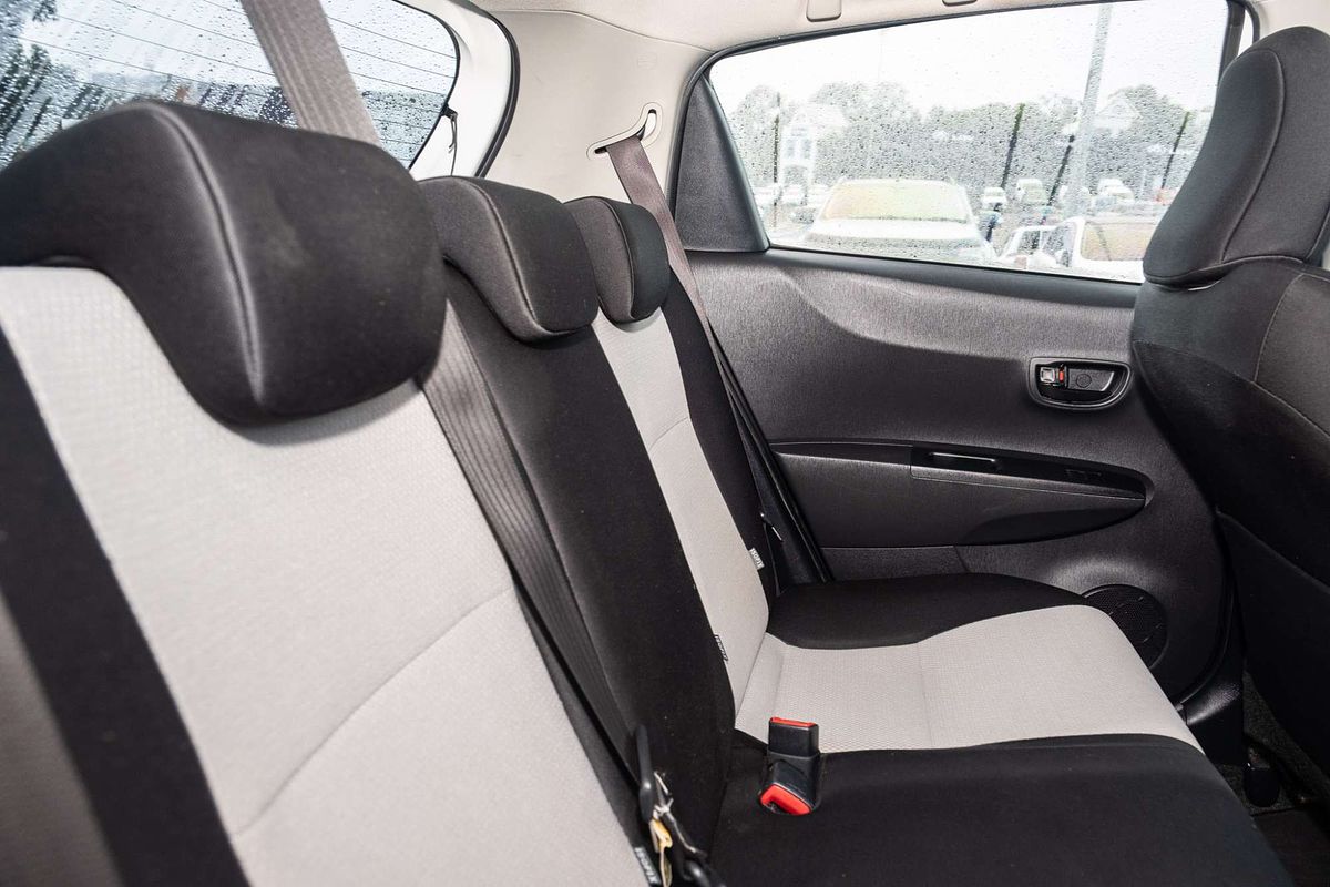 2011 Toyota Yaris YR NCP130R