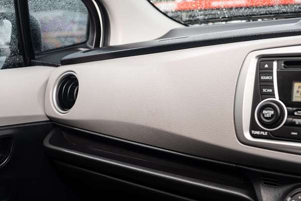 2011 Toyota Yaris YR NCP130R