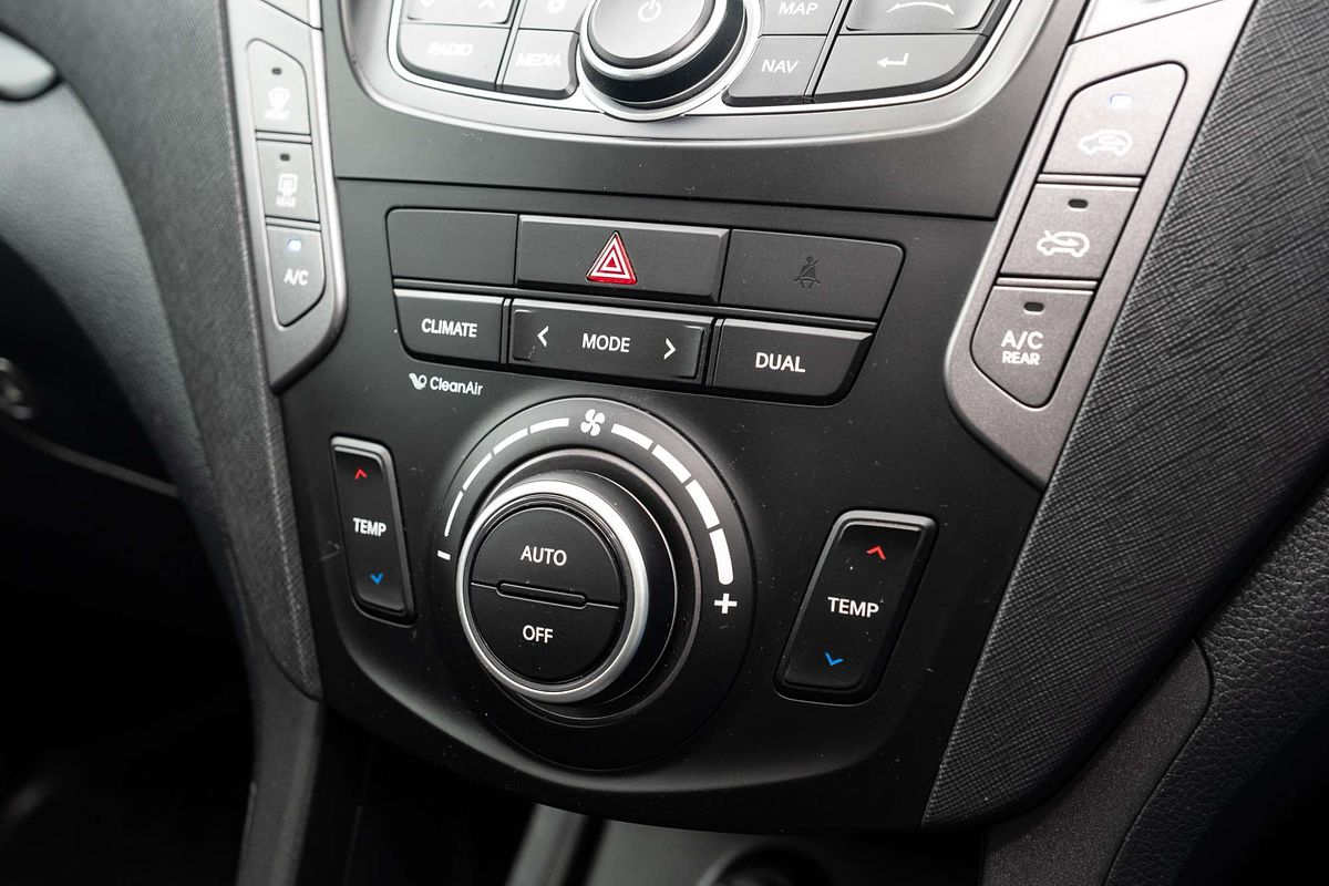 2014 Hyundai Santa Fe Highlander DM2