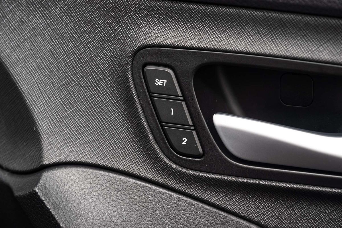 2014 Hyundai Santa Fe Highlander DM2