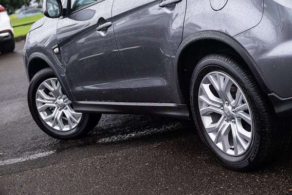 2025 Mitsubishi ASX ES XD
