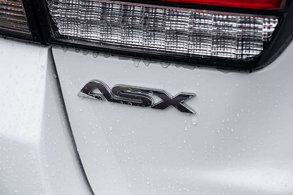 2025 Mitsubishi ASX ES XD