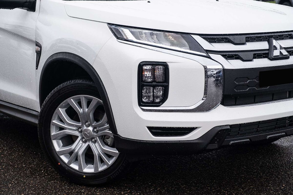 2025 Mitsubishi ASX ES XD