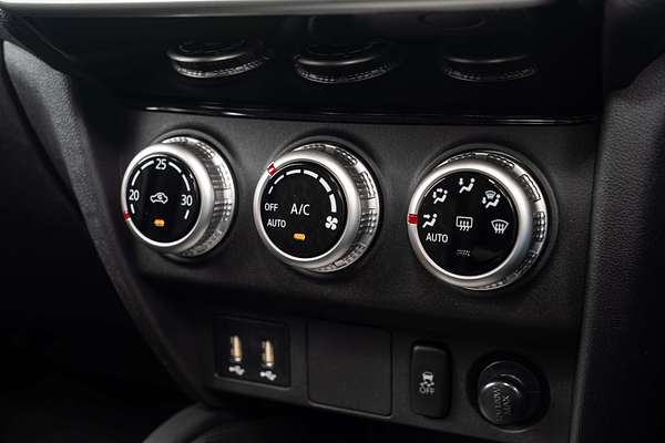 2024 Mitsubishi ASX ES XD