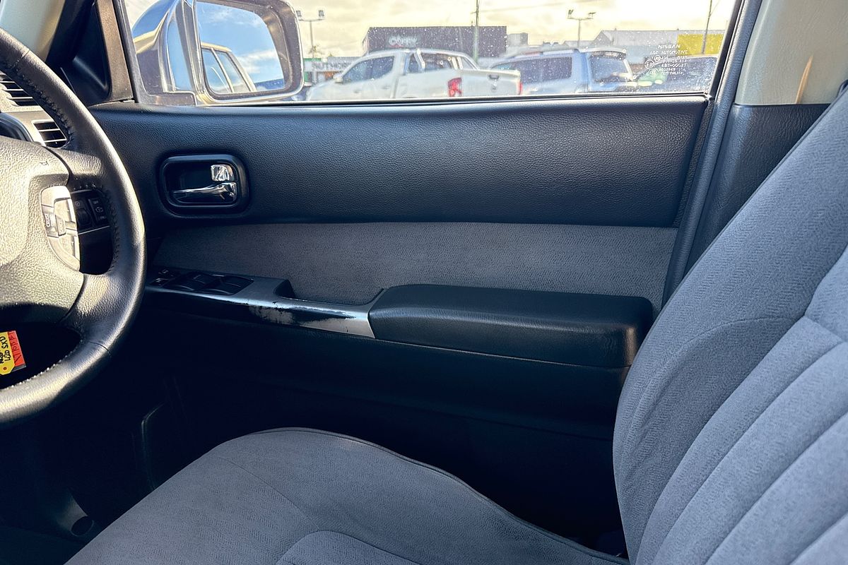 2012 Nissan Patrol ST GU 8