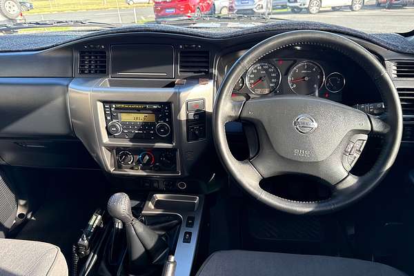 2012 Nissan Patrol ST GU 8