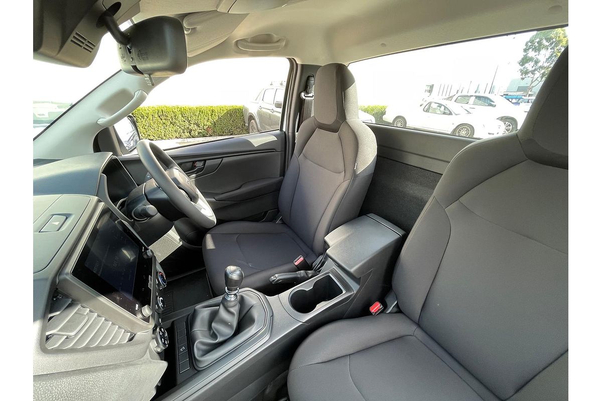 2025 Isuzu D-MAX SX High Ride Rear Wheel Drive