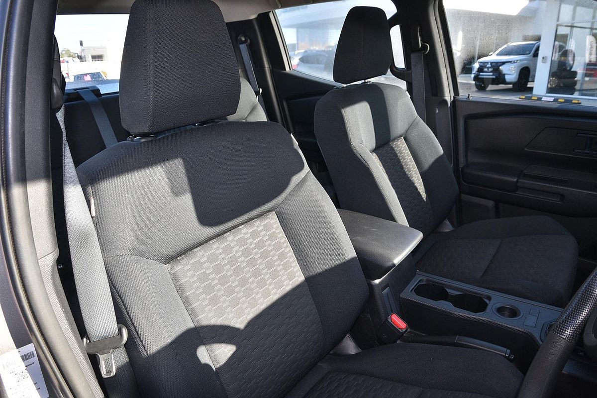 2024 Mitsubishi Triton GLX MV Rear Wheel Drive