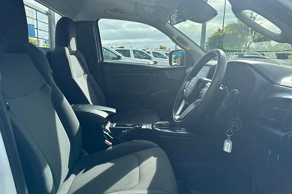 2021 Isuzu D-MAX SX High Ride Rear Wheel Drive
