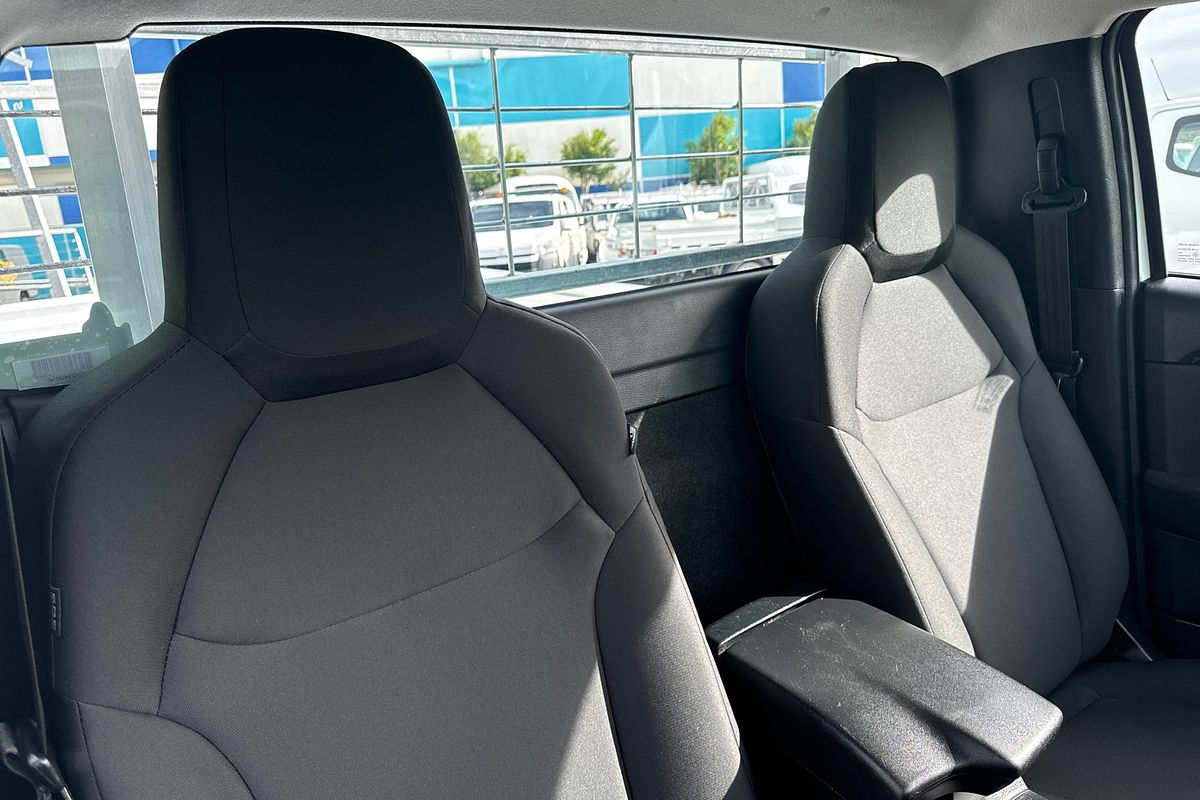 2021 Isuzu D-MAX SX High Ride Rear Wheel Drive