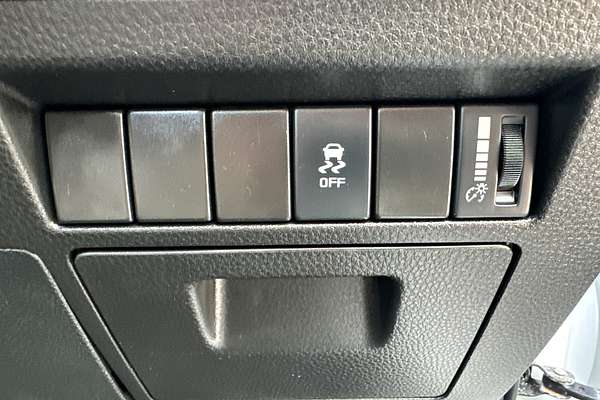 2021 Isuzu D-MAX SX High Ride Rear Wheel Drive